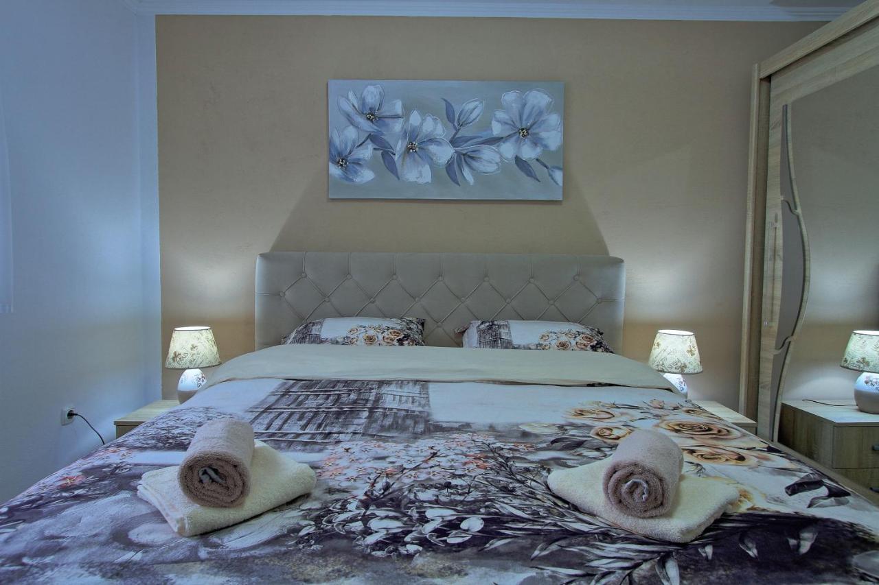 Holiday House Lana Otočac Екстериор снимка